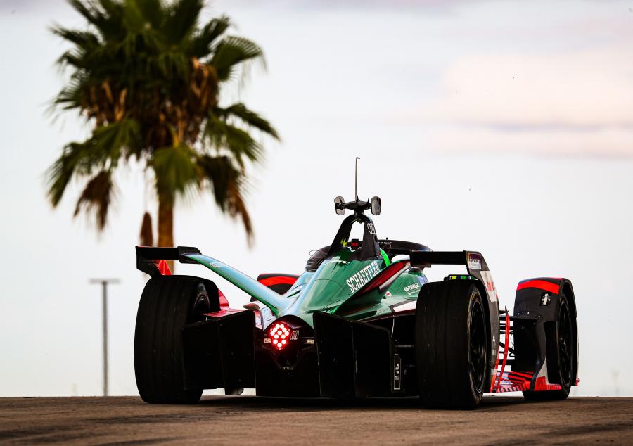  Audi e-tron FE06 ABT Schaeffler 2019 года  (фото 14 из 38)